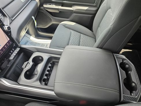 New 2026 RAM 1500 Big Horn AWD/4WD image 21