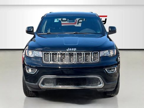 Used 2022 Jeep Grand Cherokee Laredo X AWD/4WD image 2