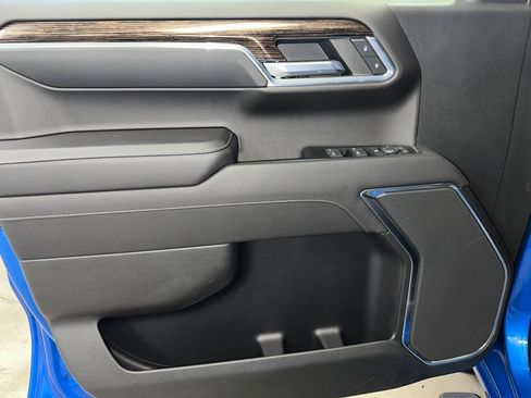 Certified 2022 GMC Sierra 1500 Elevation w/ LPO, Elevation Black Package image 4