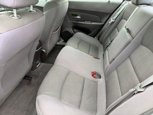 Used 2014 Chevrolet Cruze LT image 26