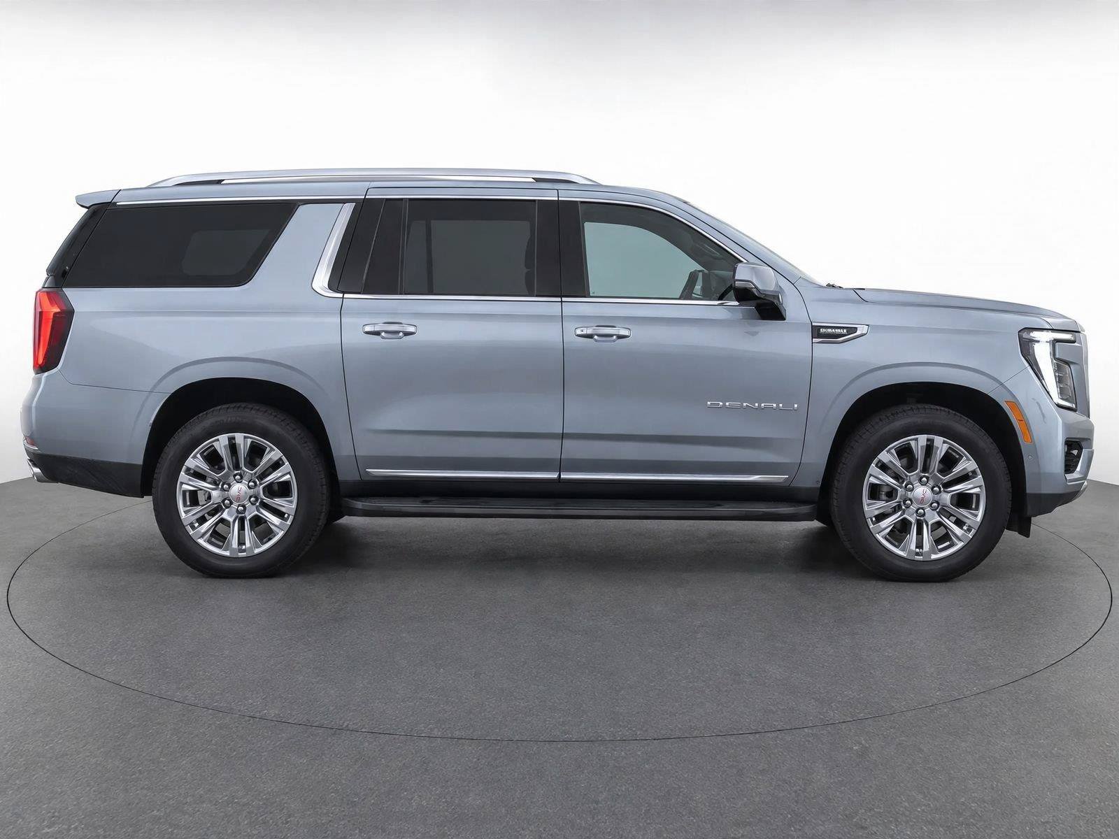 Certified 2026 GMC Yukon XL Denali w/ Advanced Technology Package AWD/4WD image 34