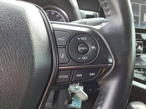 Used 2023 Toyota Camry SE image 23