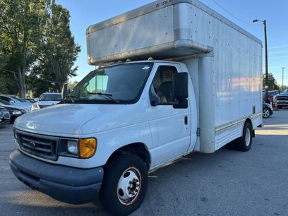 Used 2006 Ford E-450 and Econoline 450