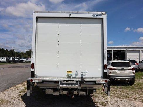 New 2025 Chevrolet Express 4500 w/ Power Convenience Package image 6