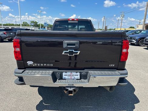 Used 2018 Chevrolet Silverado 3500 LTZ w/ Duramax Plus Package AWD/4WD image 7