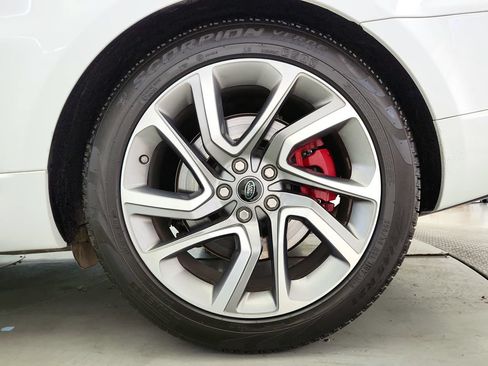 Used 2019 Land Rover Range Rover Sport HSE Dynamic AWD/4WD image 35