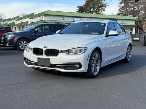 Used 2017 BMW 330i Sedan image 4