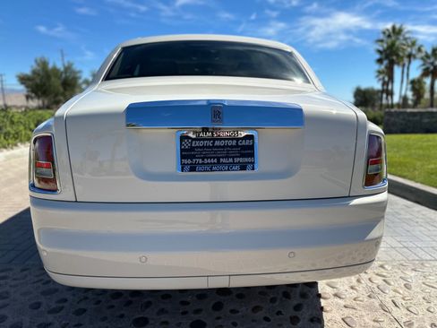 Used 2007 Rolls-Royce Phantom Sedan image 19