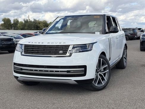 New 2026 Land Rover Range Rover SE image 3