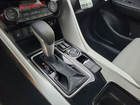 New 2026 Mitsubishi Eclipse Cross SEL image 17