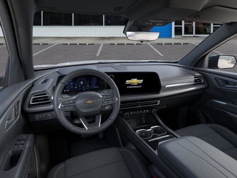 New 2026 Chevrolet Traverse LT w/ Driver Confidence Package image 15