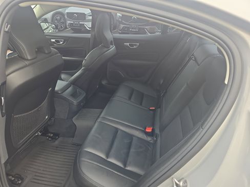 Certified 2024 Volvo S60 B5 Plus image 9