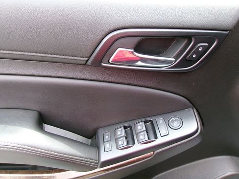 Used 2019 Chevrolet Tahoe 4WD w/ Remote Keyless Entry Package image 14