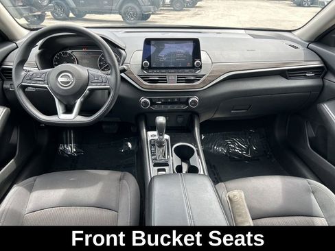 Used 2024 Nissan Altima 2.5 SV AWD/4WD image 28