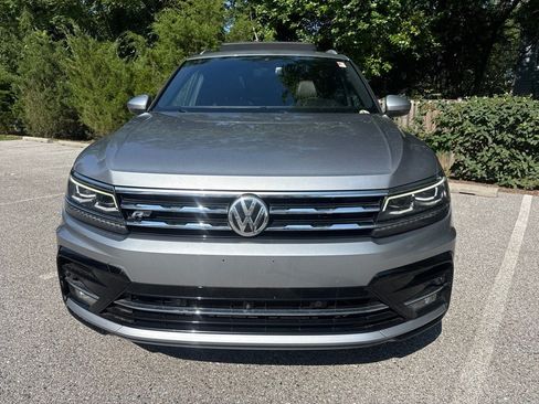 Used 2020 Volkswagen Tiguan SEL Premium R-Line AWD/4WD image 2