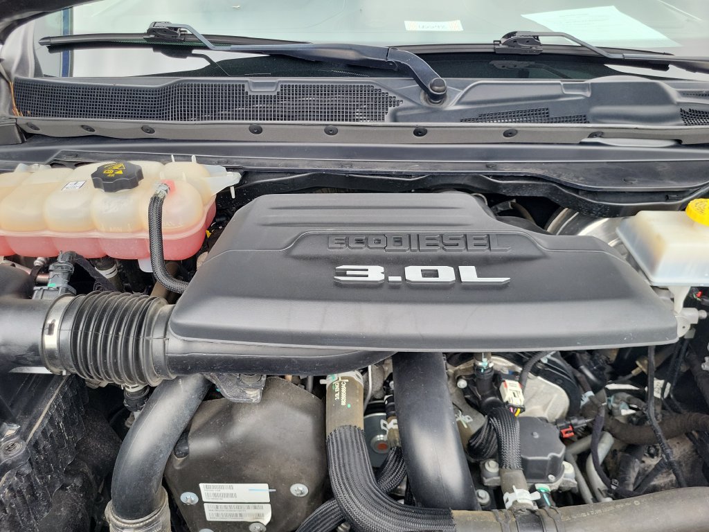 Used 2022 RAM 1500 Limited w/ Bed Utility Group AWD/4WD image 17