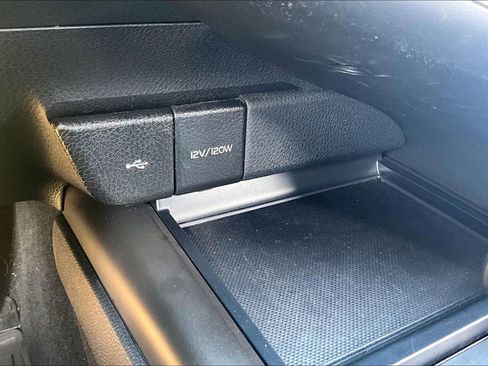 Used 2023 Toyota Camry SE image 15