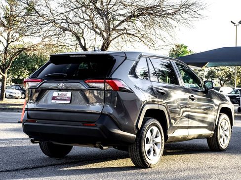 Used 2025 Toyota RAV4 LE image 5