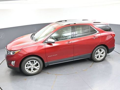 Used 2020 Chevrolet Equinox Premier AWD/4WD image 38