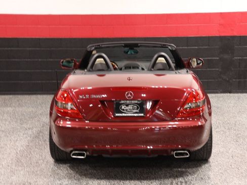 Used 2009 Mercedes-Benz SLK 300 image 29