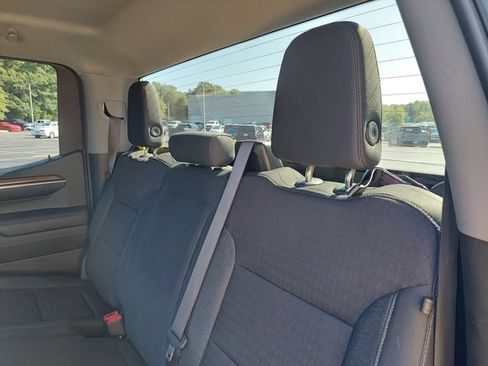 Used 2023 Chevrolet Silverado 1500 RST AWD/4WD image 15