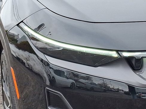 Used 2025 Jeep Wagoneer S Limited image 9