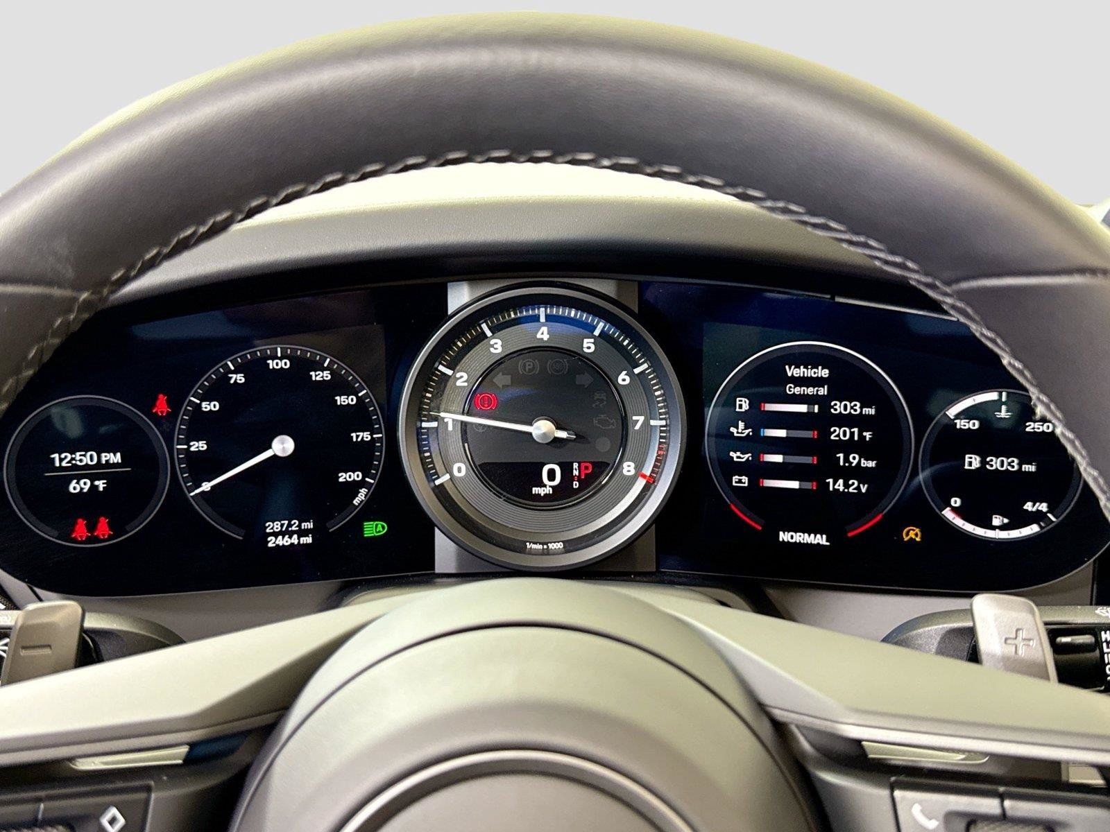 Used 2024 Porsche 911 AWD/4WD image 16