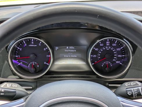 Used 2022 Kia Carnival SX FWD image 29
