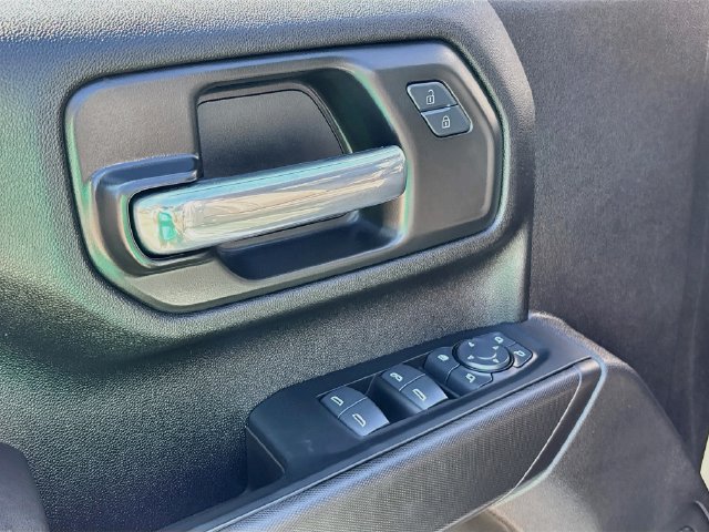 Used 2024 Chevrolet Silverado 2500 Custom w/ Custom Value Package AWD/4WD image 17