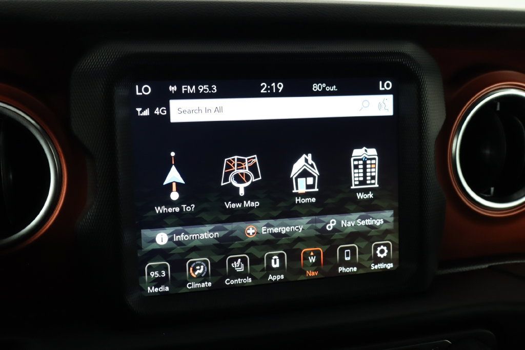 Used 2022 Jeep Gladiator Rubicon w/ LED Lighting Group AWD/4WD image 36