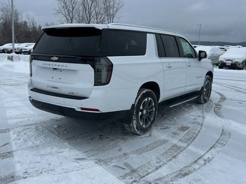 New 2026 Chevrolet Suburban LT w/ Comfort Package image 3