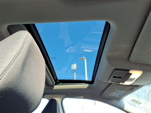 Certified 2023 Nissan Altima 2.5 SV w/ SV Premium Package image 6