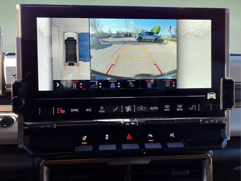 Used 2025 GMC Hummer EV 3X AWD/4WD image 21