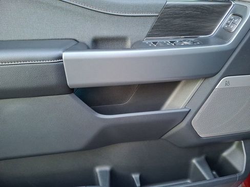 Used 2024 Ford F150 Lariat w/ FX4 Off-Road Package image 8