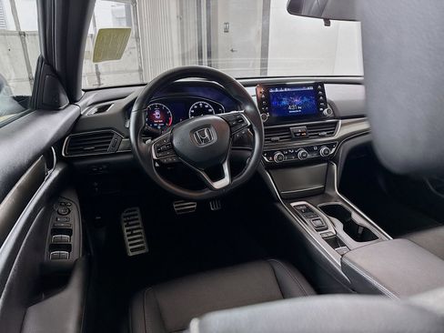 Used 2020 Honda Accord Sport image 19