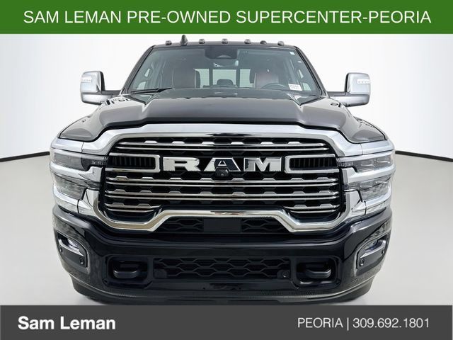 Used 2025 RAM 2500 Limited AWD/4WD image 2