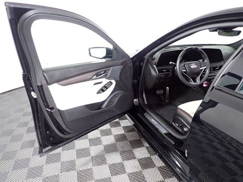 Used 2025 Cadillac CT5 V w/ LPO, ONYX Package AWD/4WD image 22