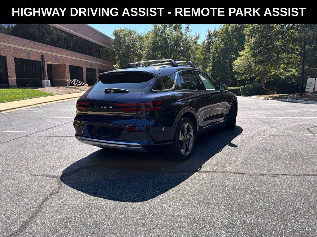 Used 2025 Genesis Electrified GV70 AWD/4WD image 2