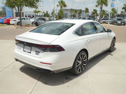 New 2026 Honda Accord Touring image 5