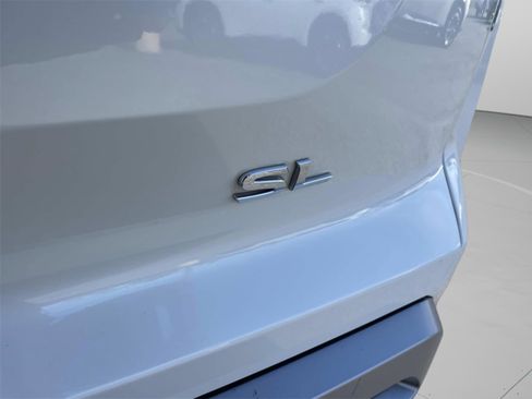 Used 2024 Nissan Pathfinder SL w/ SL Premium Package image 20