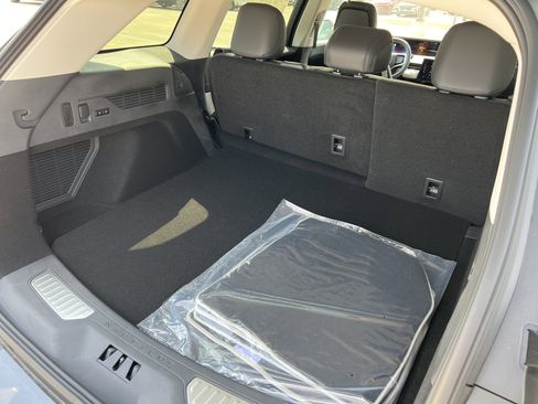 New 2025 Lincoln Nautilus Premier w/ Equipment Group 102A image 32