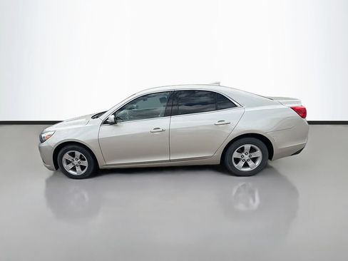 Used 2015 Chevrolet Malibu LT FWD image 6