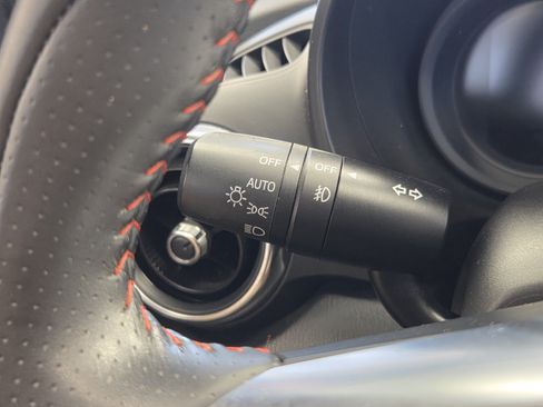 Used 2017 FIAT 124 Spider Abarth RWD image 27