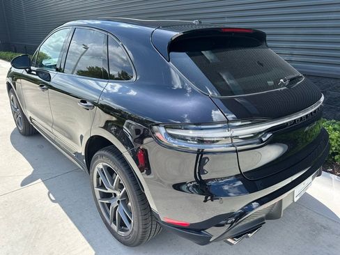 Used 2025 Porsche Macan Turbo image 3