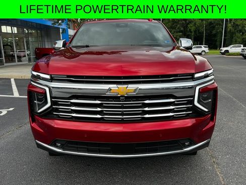 Used 2025 Chevrolet Tahoe Premier AWD/4WD image 3