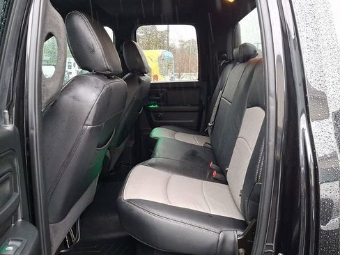 Used 2017 RAM 1500 Express w/ Black Ram 1500 Express Group AWD/4WD image 12
