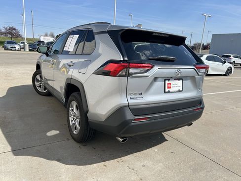 Certified 2025 Toyota RAV4 XLE AWD/4WD image 4