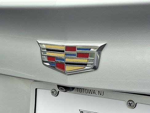 Used 2019 Cadillac XT4 Luxury w/ Cold Weather Package image 30