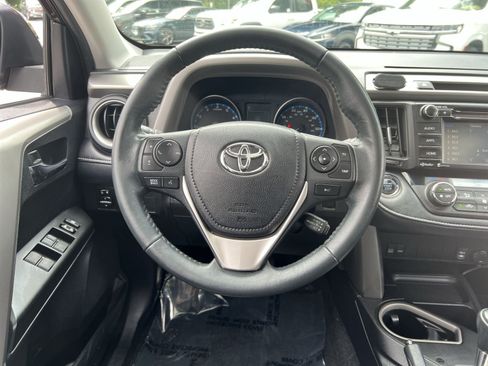 Used 2017 Toyota RAV4 XLE w/ Plus Extra Value Package AWD/4WD image 15