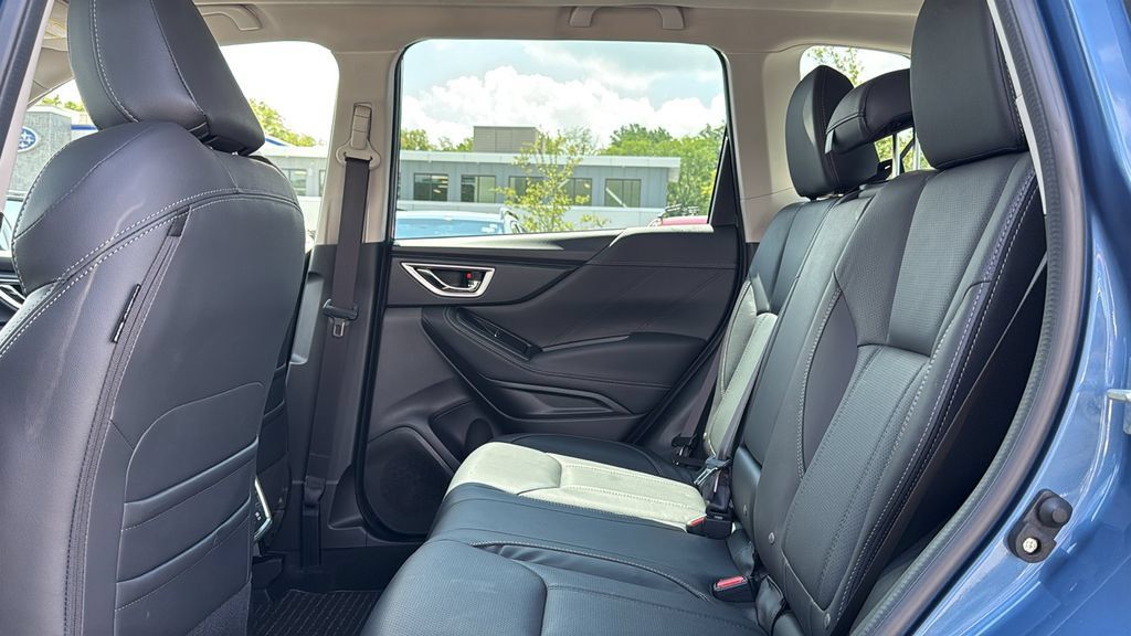 Certified 2023 Subaru Forester Touring AWD/4WD image 25
